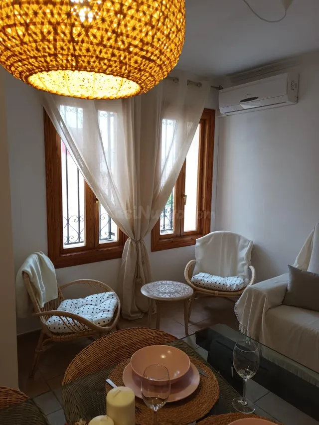Encantador apartamento de 2 dormitorios en el casco antiguo  - foto 3