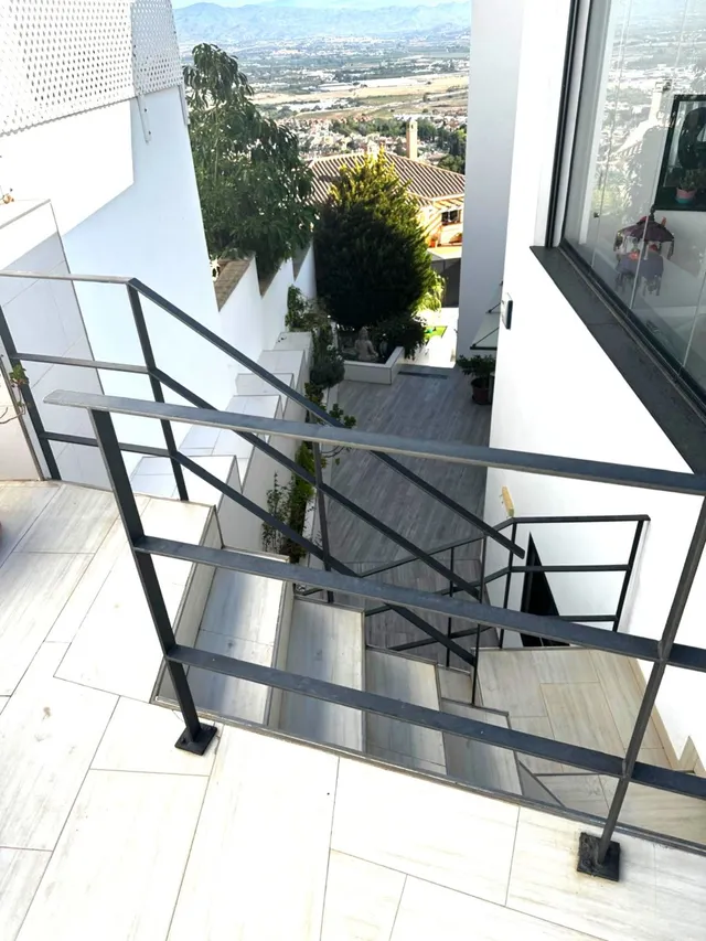 Chalet 4 habitaciones 387m² en venta - Centro — 30