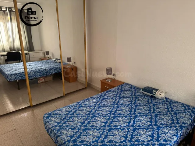 Magnifico piso de estudiantes muy soleado de tres habitacion - foto 4