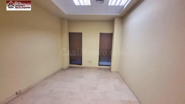 Oficina en alquiler en el Centro de Benidorm. - foto 5