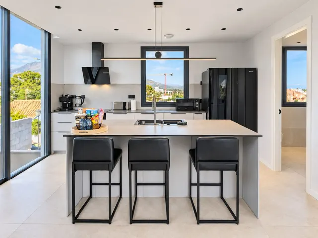 Chalet 3 habitaciones 285m² en venta - Marbella — 8