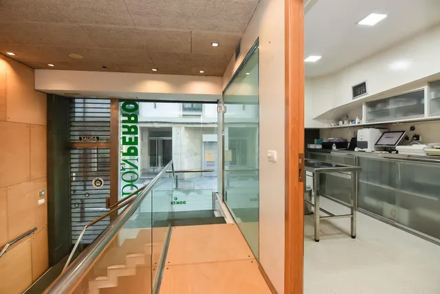 Local comercial en el centro. - foto 4