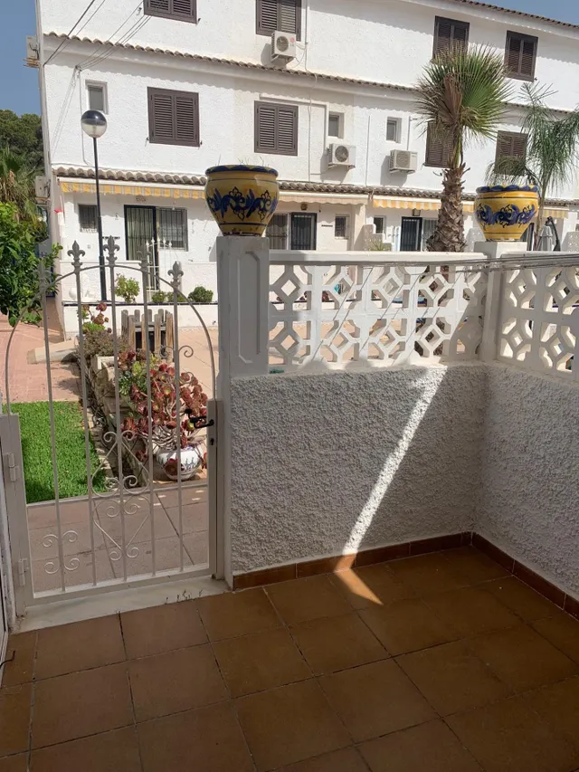 Triplex semi adosado en la tranquila Urbanización Rocajuna — 8