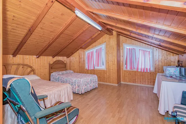 CHALET INDEPENDIENTE EN BEAS DE GRANADA — 48