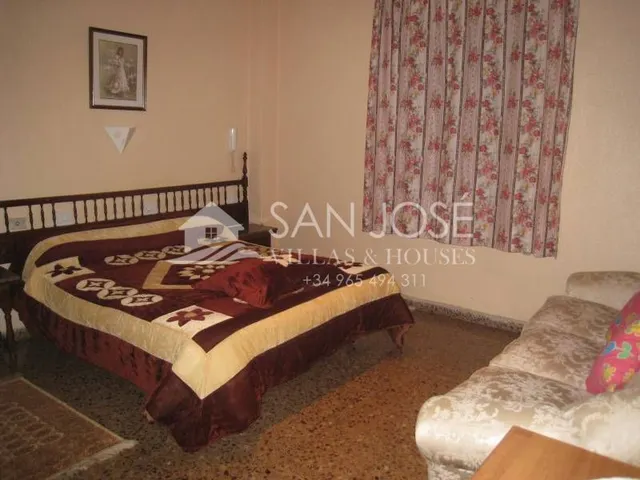 VENTA DE MOTEL EN ASPE DE 32 HABITACIONES, PRECIO NEGOCIABLE — 23