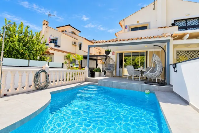 Villa 3 habitaciones 94m² en venta - Mil Palmeras