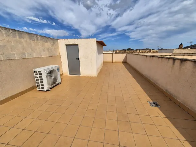AMPLIA VIVIENDA CON TERRAZA PRIVADA, PLAZA DE GARAJE Y TRASTERO EN EL GARBANZAL, LA UNIÓN. — 41