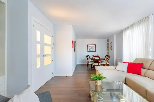 Amplitud, diseño y comodidad junto a La Vaguada – Calle Julio Palacios, Madrid — 7