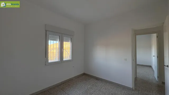Casa chalet reformada en alquiler 4 dormitorios — 10