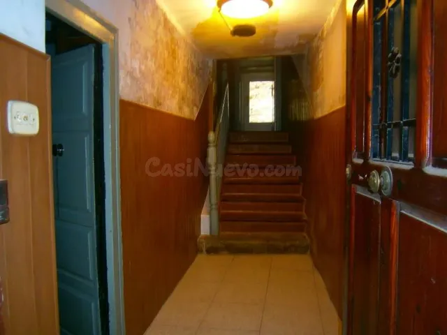 CASA DE 3 PLANTAS EN TAFALLA - foto 4