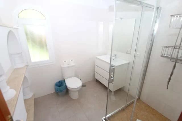 VILLA INDEPENDIENTE CON 4 habitaciones — 17
