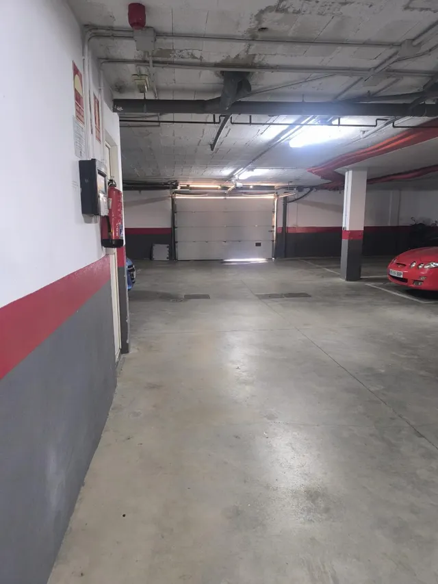 Calahonda - Piso 2 Dormitorios, Garaje, 4 Piscinas — 42