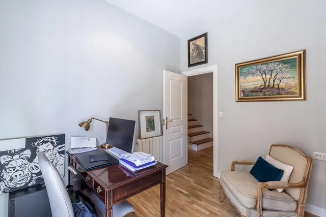Exclusivo Piso Dúplex en el Corazón de Granada — 14