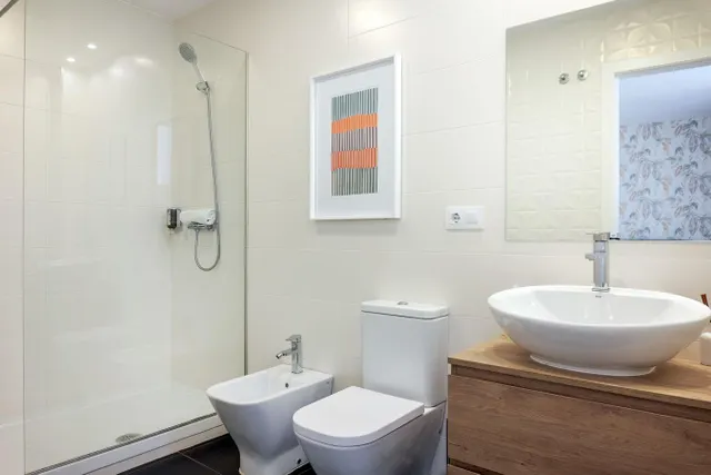 Exclusivo piso de 130 m2 y 4 dormitorios junto al Ayuntamiento de Valencia — 18