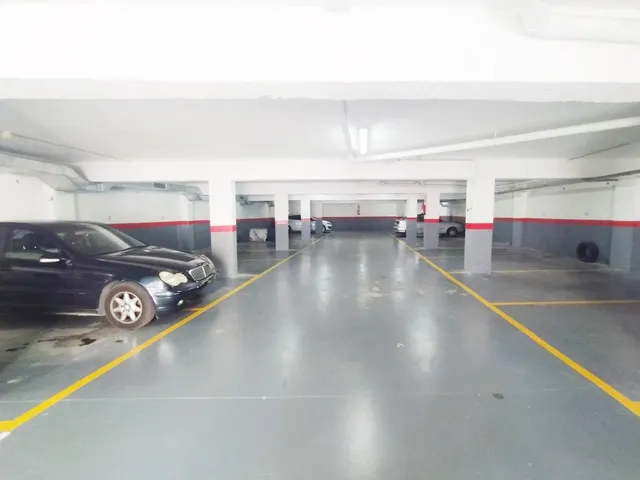 PARKING EN CUNIT MUY CERCA DE LA PLAYA — 2