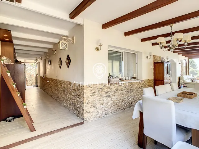 Casa en venta con vistas al mar y licencia turística — 9