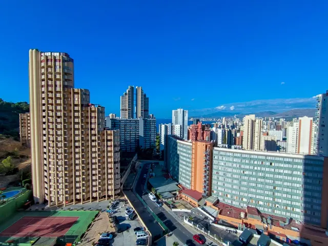 Amplio piso de 2 dorm. en la emblemática y moderna Torre Lugano - www.inmobiliarialesdunes.com — 12