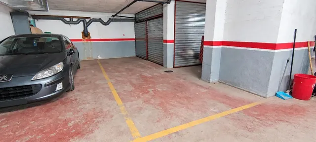 5 plazas de aparcamiento en Pineda-Poblenou — 2