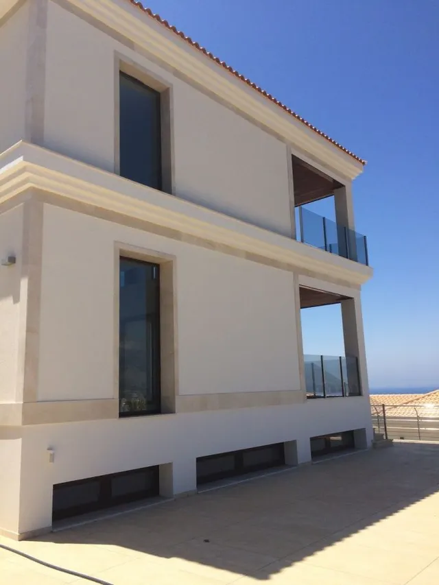 Chalet de lujo en Benidorm, zona Rincón de Loix. — 28