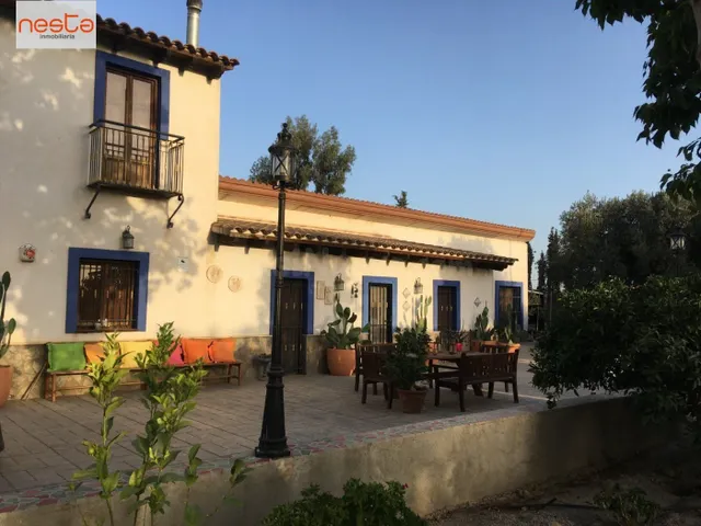 CORTIJO ESPECTACULAR CON JARDINES PUEDE SER PARA CASA RURAL  - foto 3
