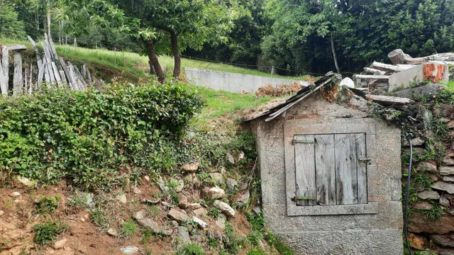 Casa adosada con finca en Santa Cruz de Moeche — 26