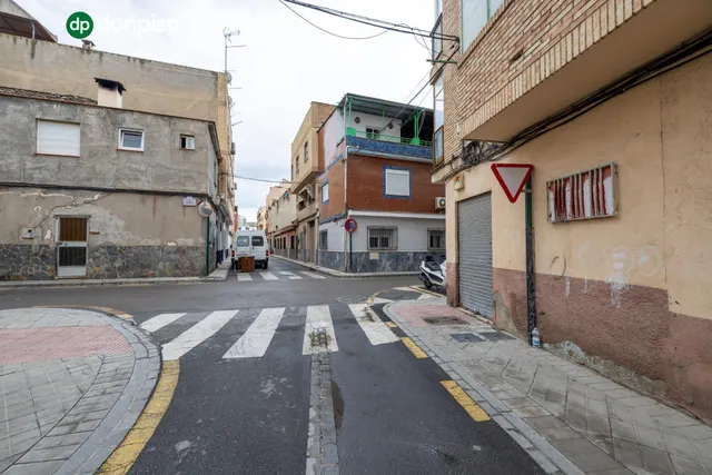 Local Comercial en Zaidín para Reformar - Excelente Ubicación — 8