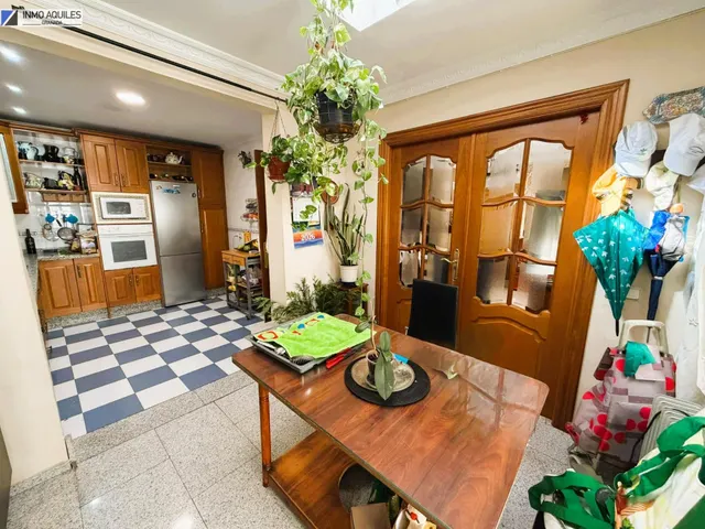 Amplia Casa en Zaidín, Granada - Oportunidad Única — 11