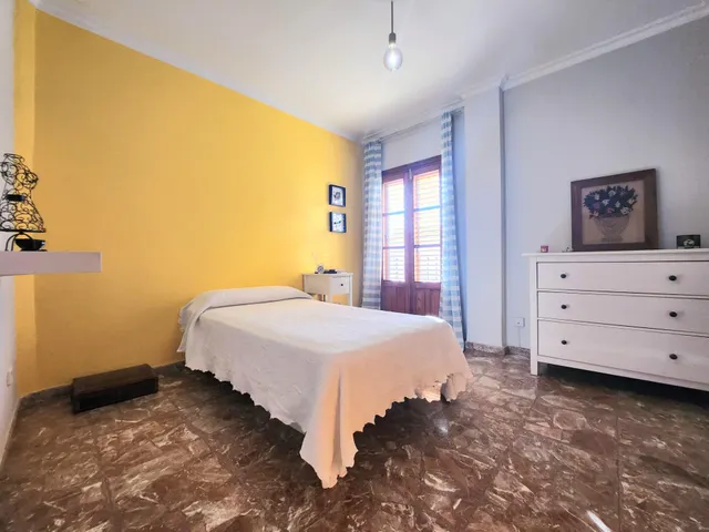 IMPRESIONANTE CASA EN CENTRO DE ALCALA DE UNA SOLA PLANTA CON LOCAL COMERCIAL Y GARAJE. — 20