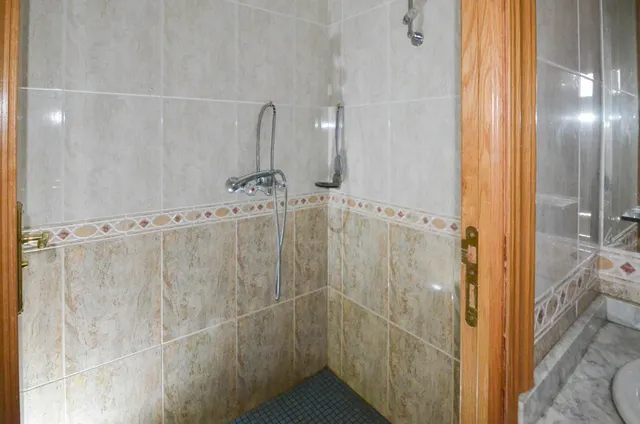 Urbis te ofrece un local en venta en Santa Marta de Tormes, Salamanca. — 5