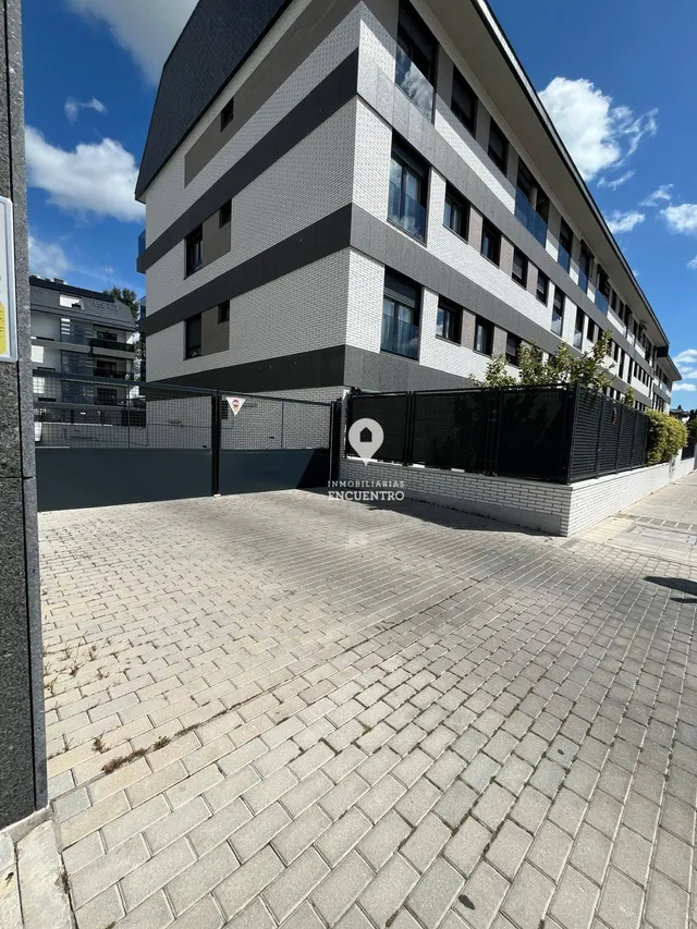 Plaza de garaje en zona Estación — 6