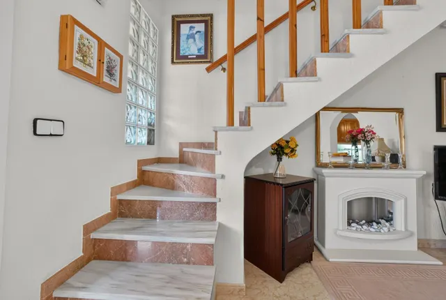 Serena V – Adosado tipo Quad con 3 dormitorios, jardín, piscina comunitaria y parking privado en Los Altos — 19