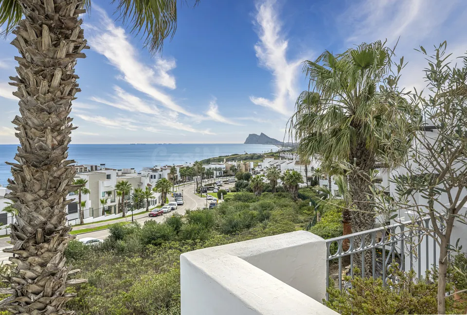 Apartamento 2 habitaciones 100m² en venta - Playa la alcaidesa