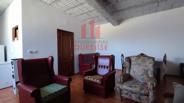 CASA DE PIEDRA CON PARCELA EN XUNQUEIRA DE AMBÍA, PRÓXIMA A SANDIÁS. — 22