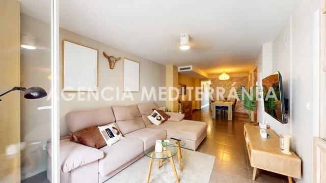 AMPLIA VIVIENDA DE 3 habitaciones JUNTO AL MERCADO MUNICIPAL DE PICASSENT — 3