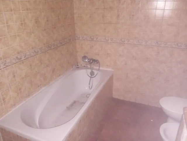 ADOSADO PARA REFORMAR EN VENTA EN ALGECIRAS — 6