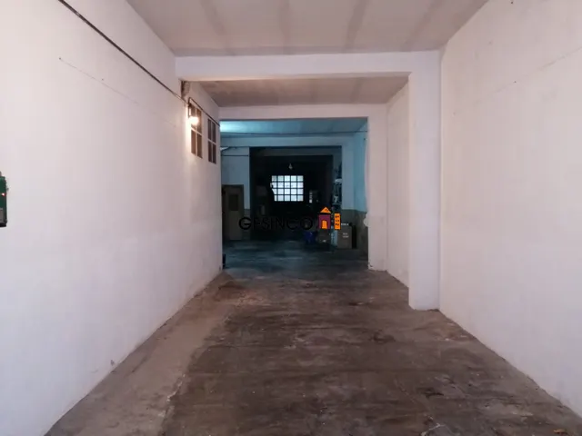 LOCAL COMERCIAL EN VENTA - ZONA SAN ANTONIO — 9
