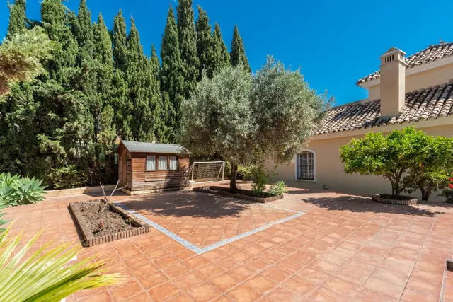 Chalet 8 habitaciones 430m² en venta - Marbella — 17