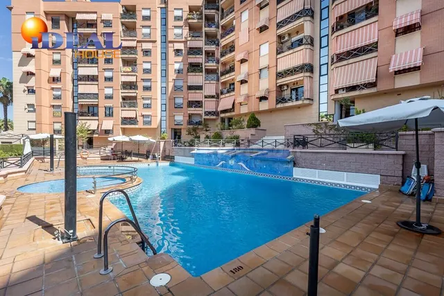Vivienda a estrenar en urbanización privada en Parque Almunia con sauna, gimnasio y piscina comunitaria. — 2