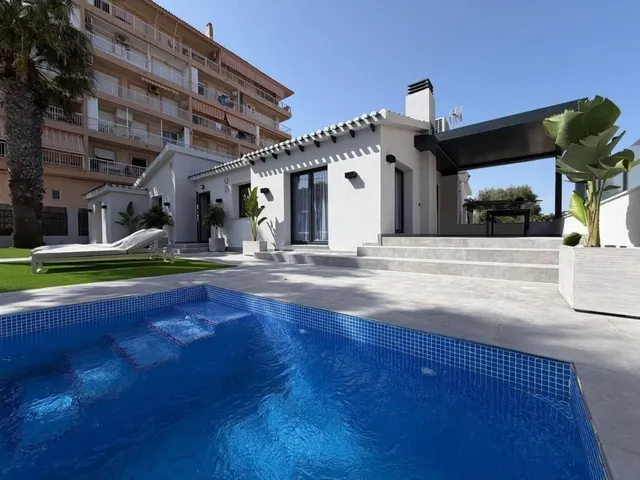 Villa 4 habitaciones 103m² en venta - Punta Prima — 13