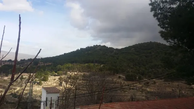 Terreno urbano en Biar, en la ladera del Castillo-PROMOCIÓN  - foto 3