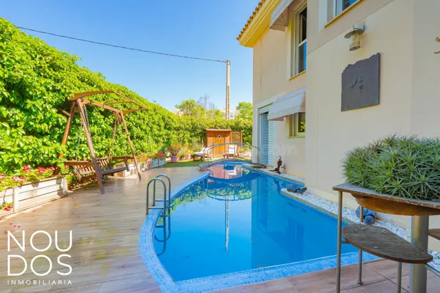 Adosado con 4 habitaciones y piscina en zona colegios - foto 4