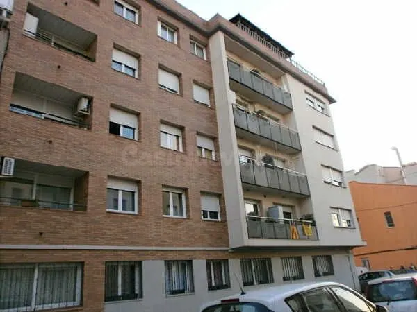 Se vende Piso OKUPADO en Sant Ferran 147 Sabadell, (Barcelon