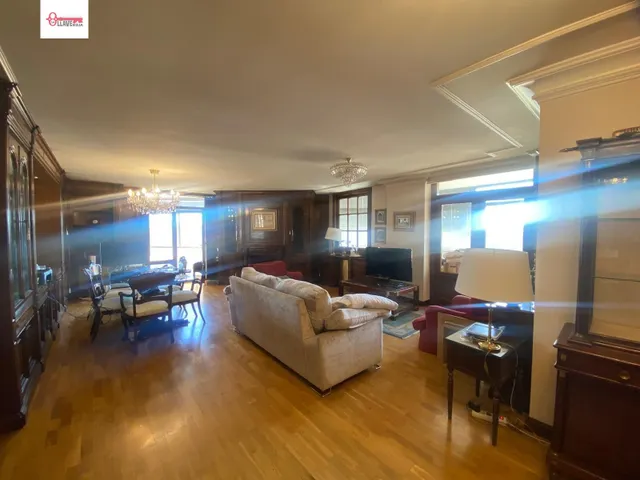 En Burgos. Avda. Arlanzón. Espectacular piso de cuatro dormitorios. Orientación sur — 6