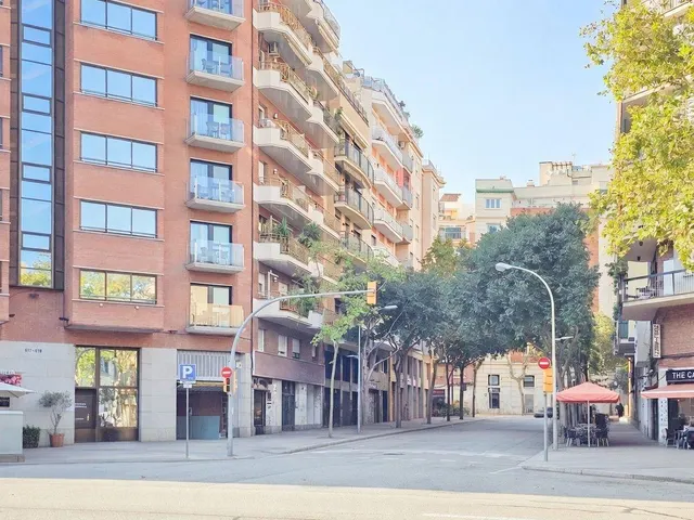 Piso 4 habitaciones 129m² en venta - El Clot — 33