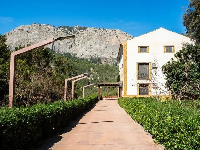 ESPECTACULAR FINCA DE 1.964 HECTARES EN CASTRIL - foto 4