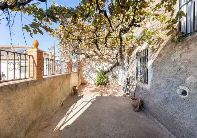 Gran casa en venta en nigüelas — 26