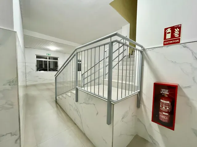 PISO ALQUILER TODO EL AÑO — 41