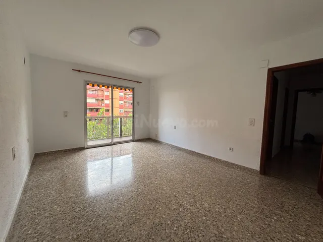 Impecable vivienda de 4 habitaciones en la zona estratégica de Patraix — 2