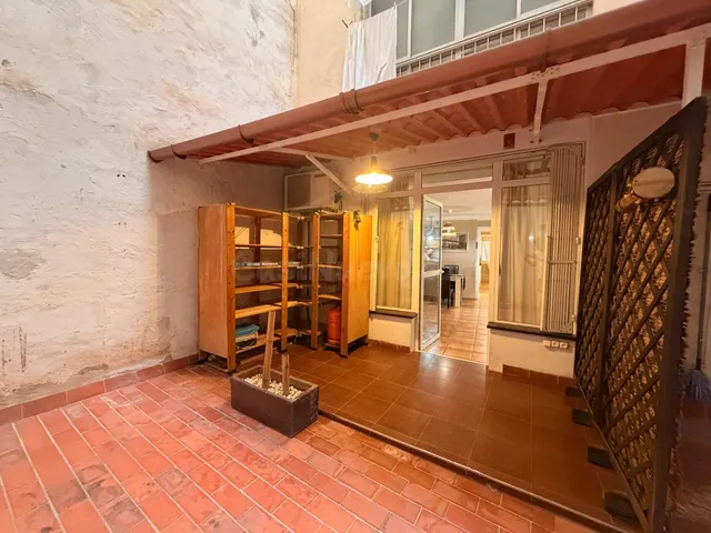 PISO CÉNTRICO CON TERRAZA Y DOS habitaciones EN FONERS — 2