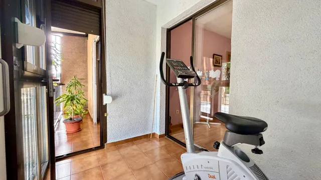 EXCLUSIVA CASA TIPO DÚPLEX TOTALMENTE REFORMADA EN CABEZO DE TORRES. — 41
